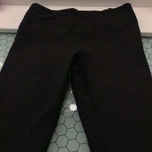 black ivivva leggings